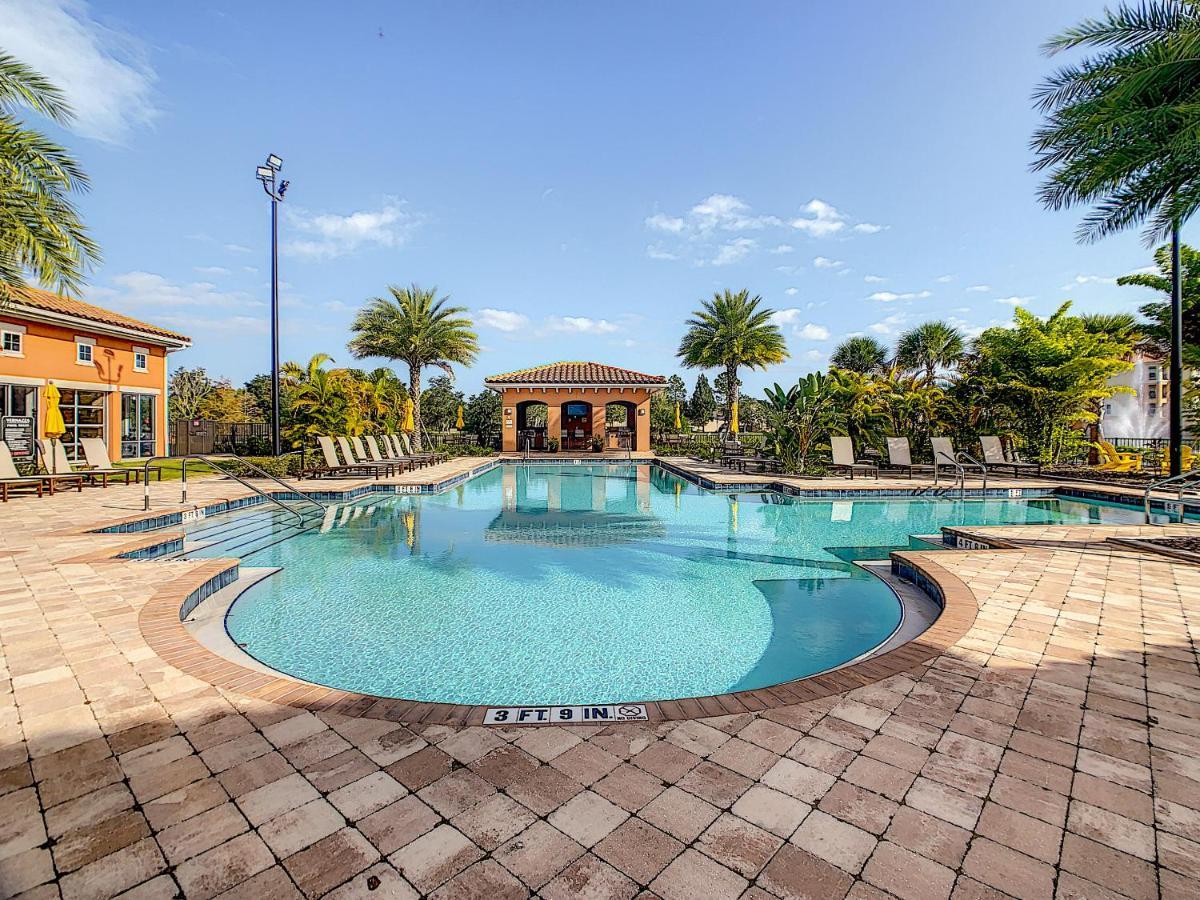 Convenient And Close To Apartamento