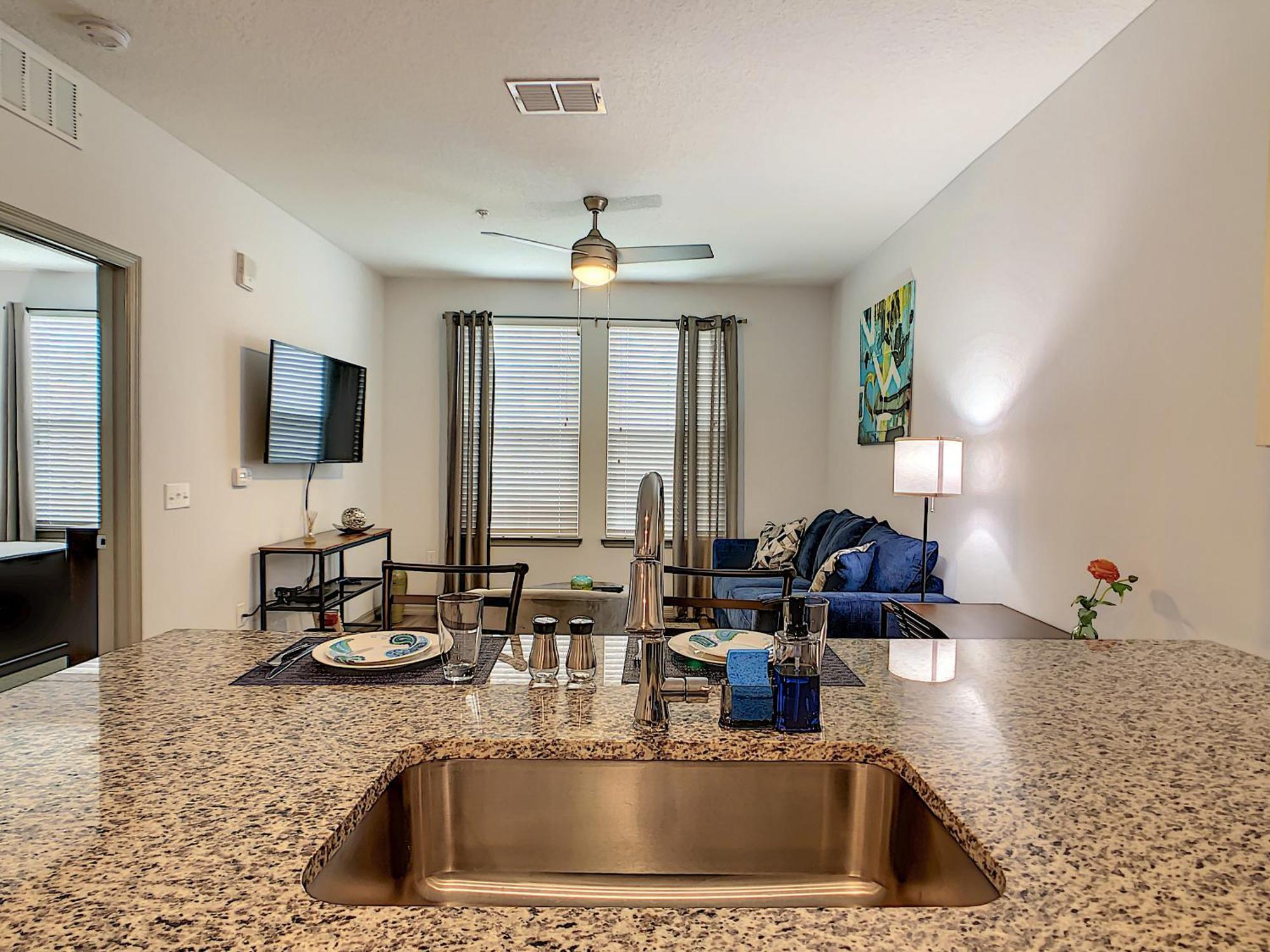 Convenient And Close To * Kissimmee